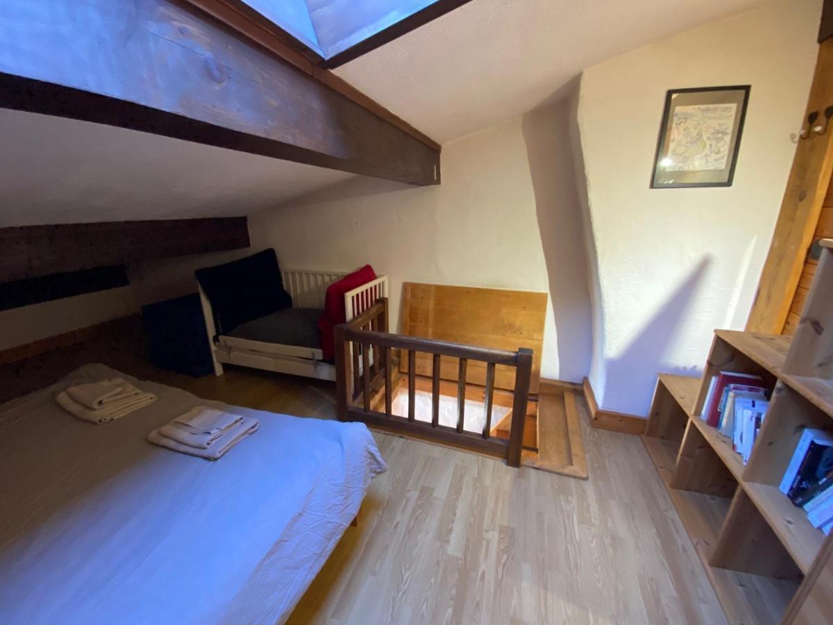 Appartement cosy au pied du MtBlanc Chamonix Buitenkant foto